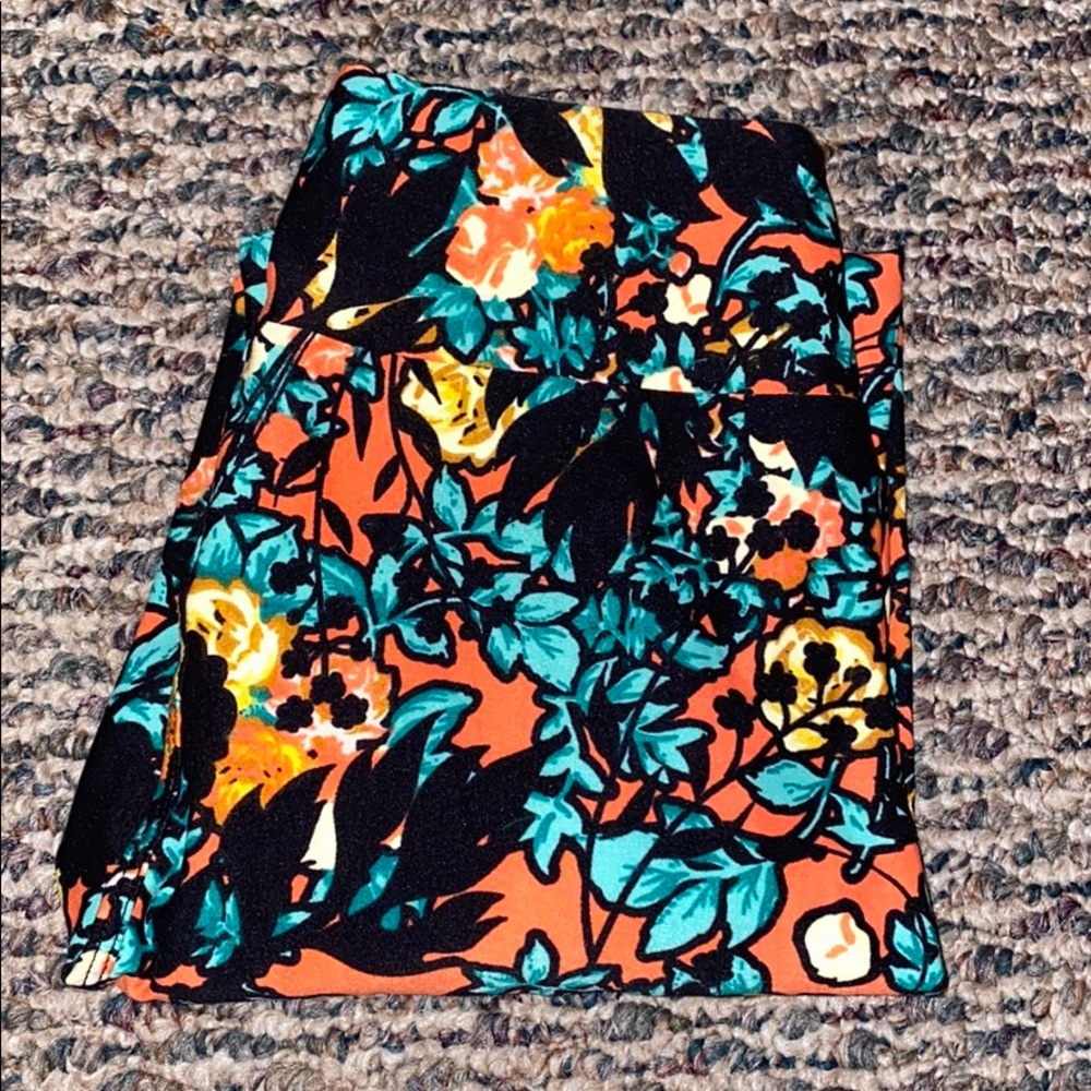 Lularoe leggings brand new